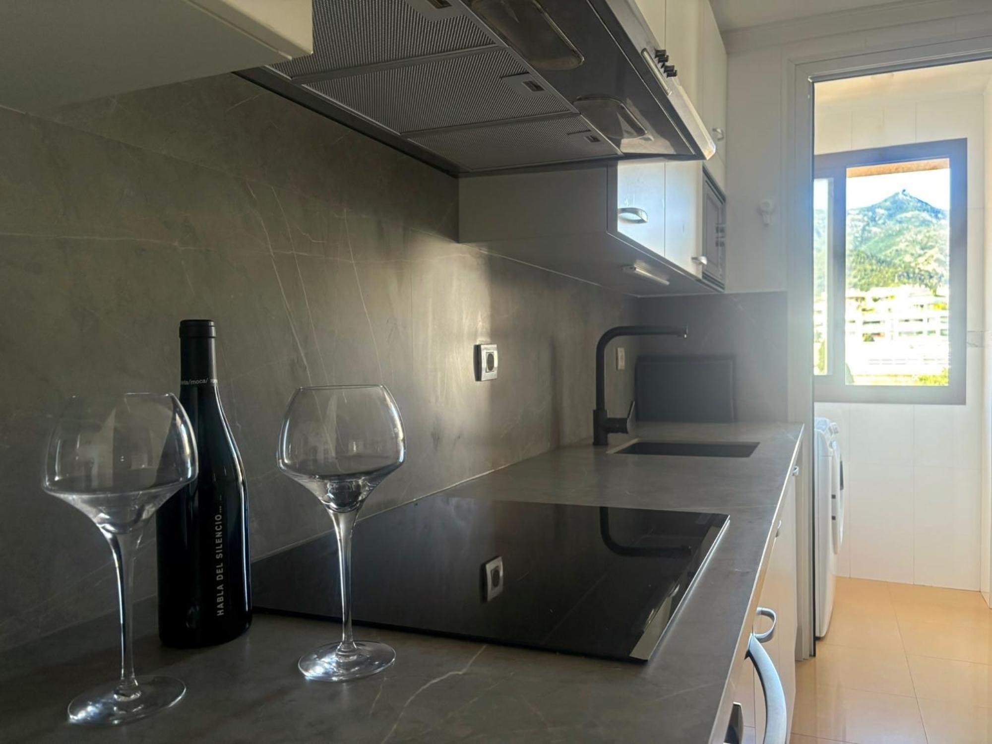 Golden Mile Sea View Appartement Marbella